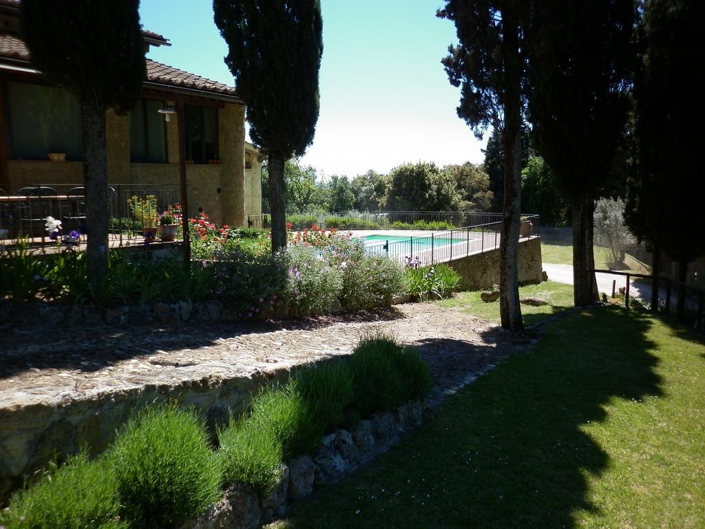 Podere Le Grotte San Gimignano Exterior foto